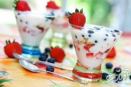 طرز تهیه انواع ماست میوه ای, طرز تهیه ماست میوه